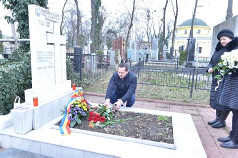 nicolae costin chisinau moarte tudor|Nicolae Costin commemorated in Chisinau .